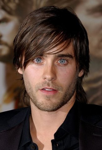 Вернулся к короткой стрижке