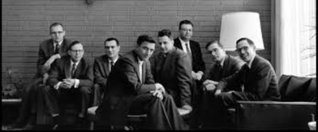 Shockley fundó su propia compañía 23 Feb 1955