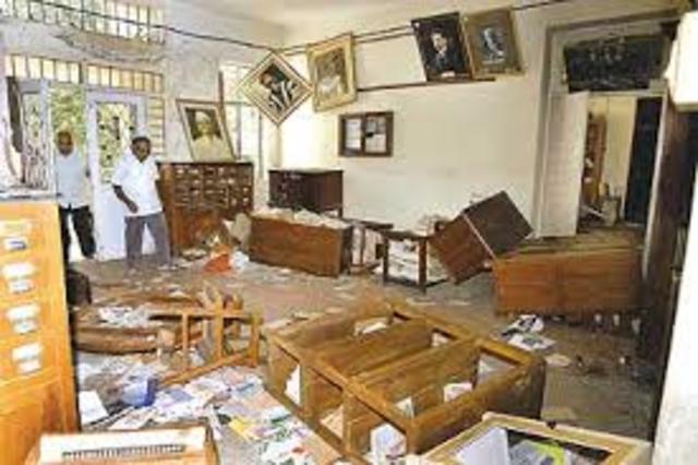 Night of "Gestapo" type raid