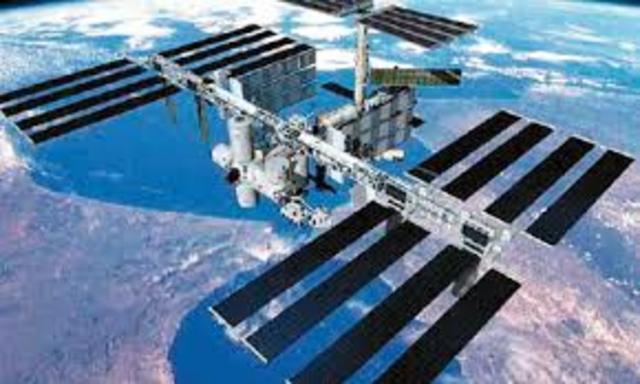 Serguei Krikaliov, Yuri Guidzenko, William Shepard