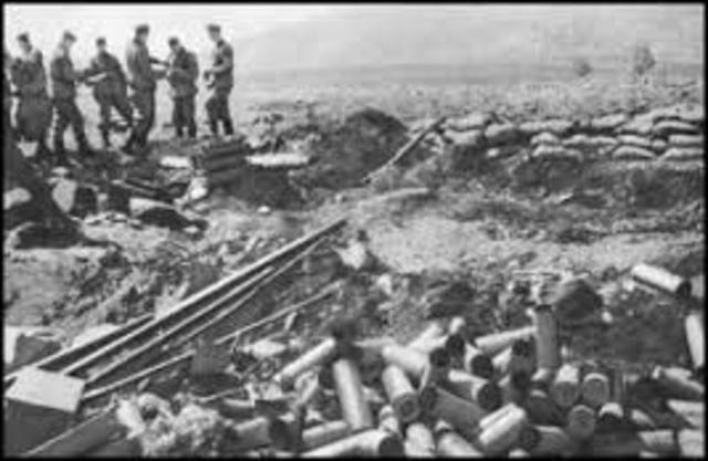 Royal Scots withdrawn to Kowloon