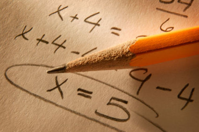 Algebra (400 a 1000)