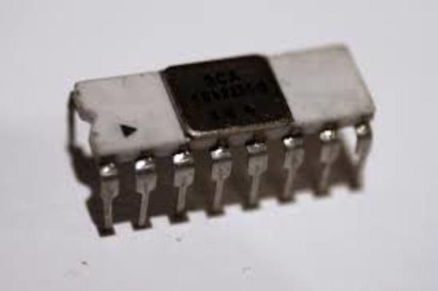 Fabrico el microprocesador chip 4000