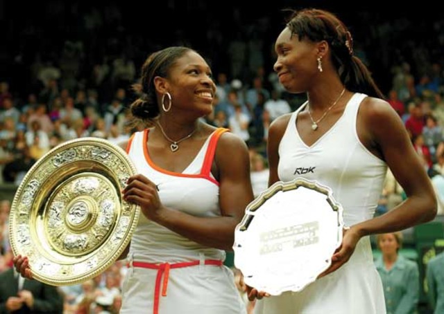 Serena beats her sister!