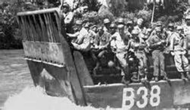 US forces return to recapture the Philippines