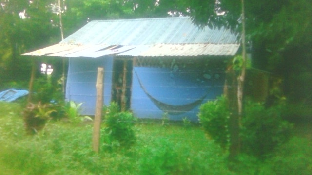 My mother buyed our house in Costa Rica.