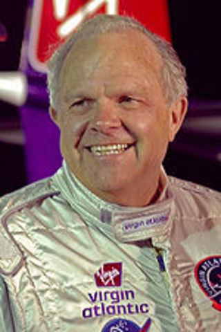Steve Fossett Flys Around World