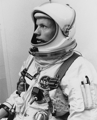 Нил Армстронг