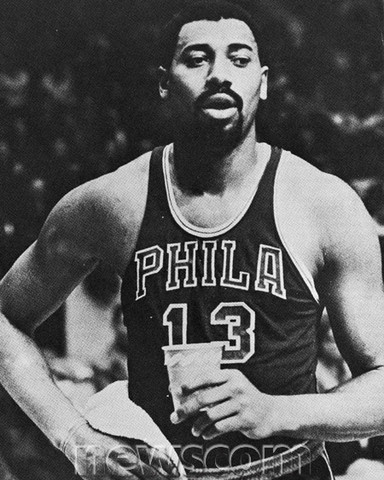 Wilt Chamberlain joins Sixers