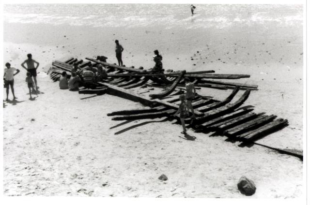 Shipwreck off Amity Point
