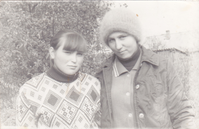 Полушкина Ольга Владимировна (справа)