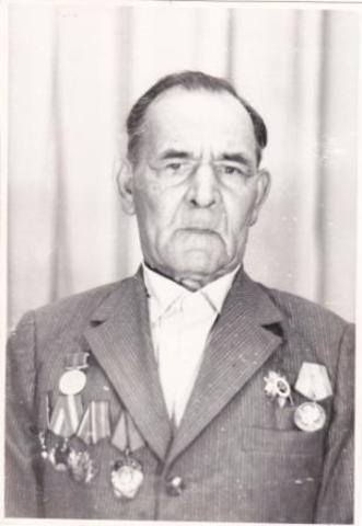 Полушкин Василий Никитович (4.06.1936-8.09.1987)