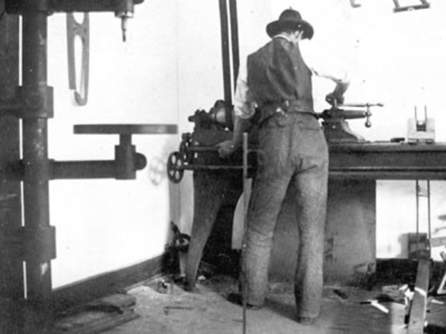 Printing Busines Begins