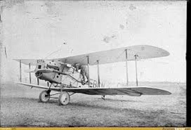 The Military Buys the Wrights Plane