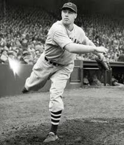 Bob Feller joins the Indians