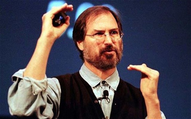 Steve Jobs ritorna alla Apple