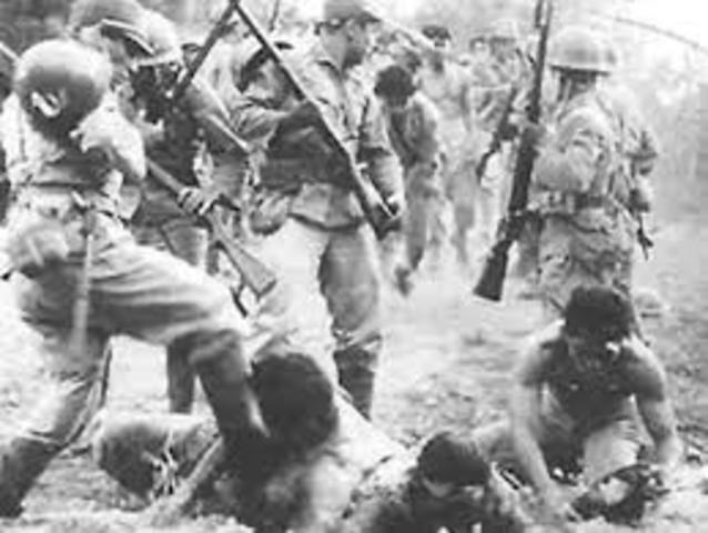 Philippines fall to Japanese – Bataan Death March