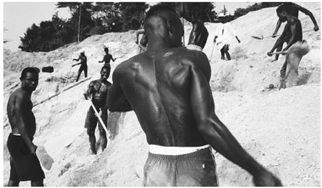 Zinc Corp begins sand mining on Stradbroke