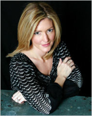 Kathyrn Stockett begins writing