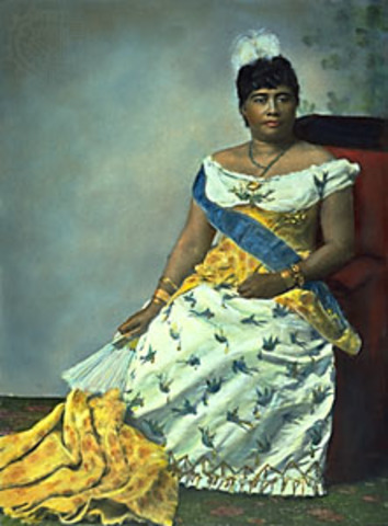 The Hawaiian throne was passed to Queen Liluokalani who deterimed that Hawaii's problems were caused by foreign interference