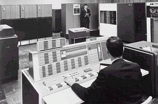 2ª geração de computadores 1959 - 1964 Transistor