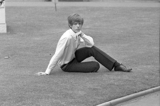 David Bowie is Learning