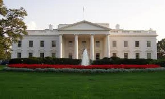 Performs at the White House for the President