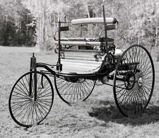 1885 Ford indrustry - Otto Benz built the first internal combustion engine and the first workable motorcar for sale.