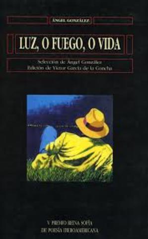 Le otorgan el Premio Reina Sofía de poesía Hispanoamericana