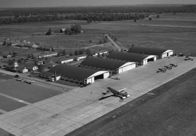 Republic Aviation announces airplane assembly plant adjoining the Evansville airport