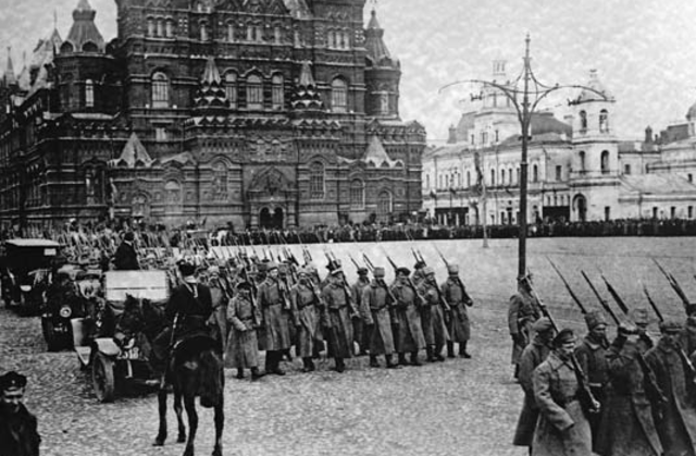 Russian Revolution Breaks Out