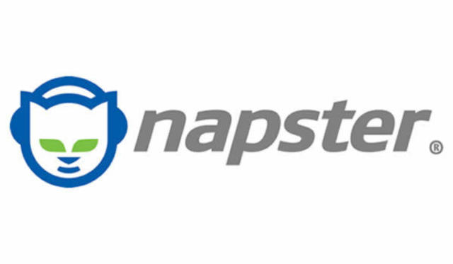 Wi-fi, tecnología inalámbrica de internet se estandariza. Shawn Fanning había creado y lanzado la Napster