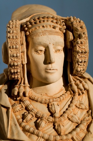 Busto de la Dama de Elche