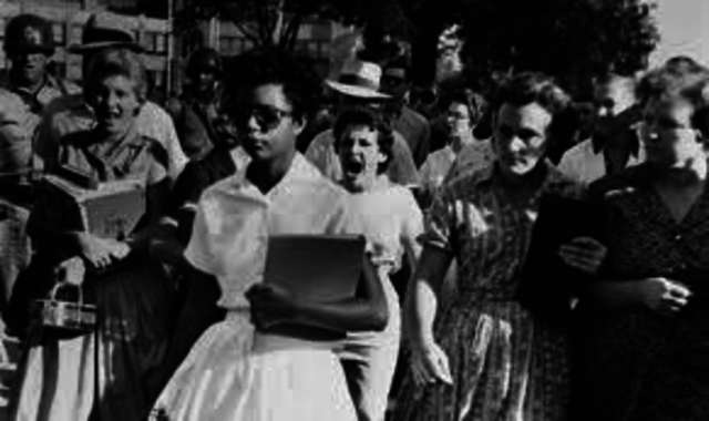 Little Rock 9 integrate Arkansas public schools