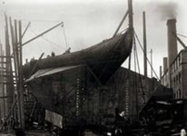 Заказ и постройка ледокола.