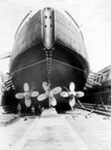 Спуск на воду.