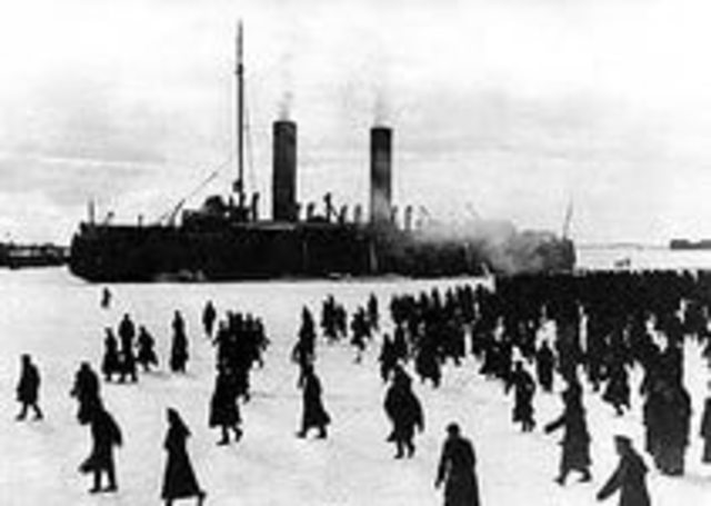 Прибытие в Кронштадт.