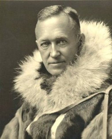 Lincoln Ellsworth flew across the Antarctic continent