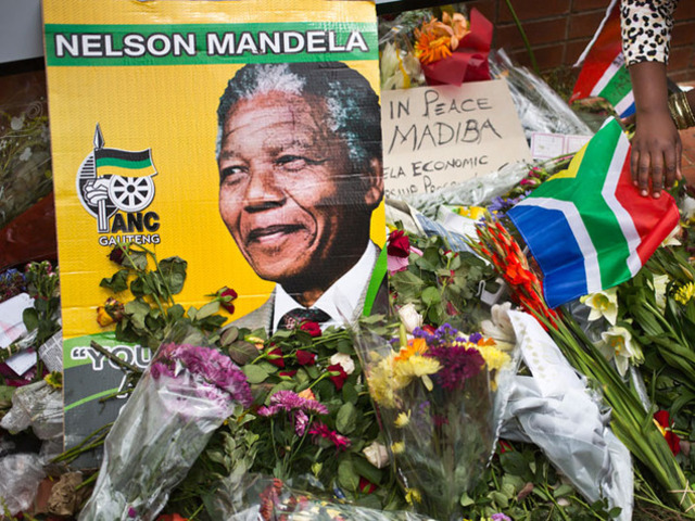 נלסון מנדלה נפטר