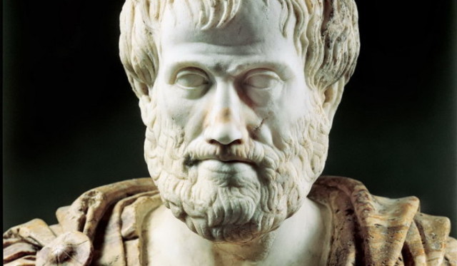 ARISTOTELES Y LA CAMARA OSCURA