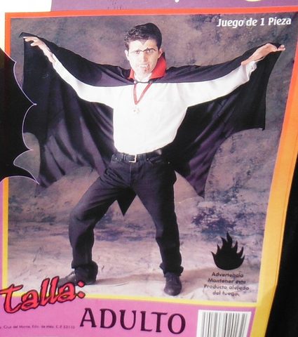 Se le otorga el premio de mejor vestuario (Pelicula)