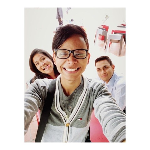 Abdeel con sus amigos Pro