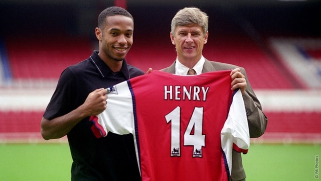 Thierry Henry signs