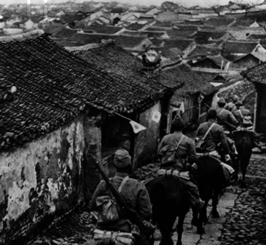 Japan invades Manchuria