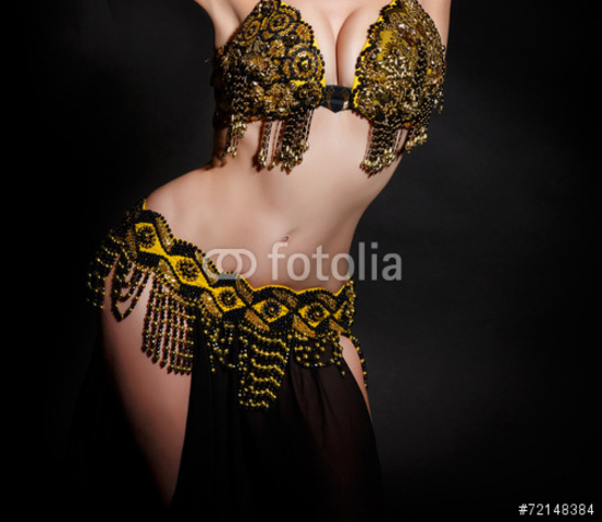 elementos tradicionales del baile