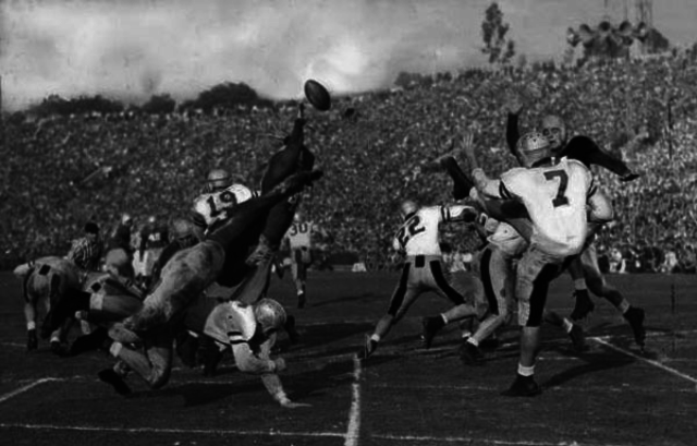 First Rose Bowl Game Played