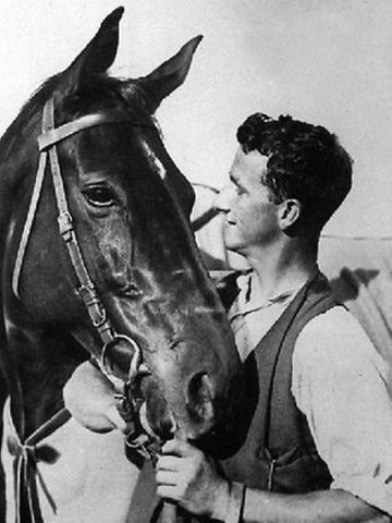 Harry Telford employs Aaron Treve Woodcock (Tommy) as Phar Lap’s full time strapper