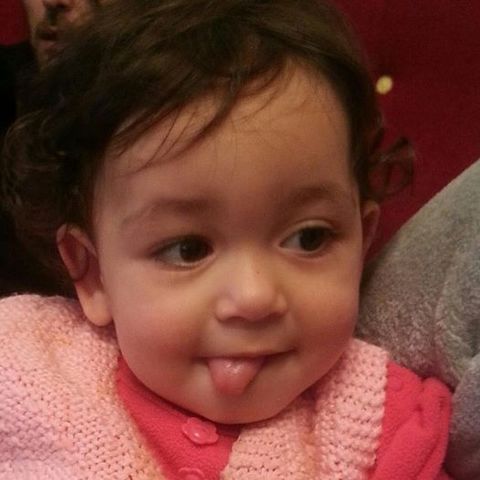 שני, בת דודתי נולדה