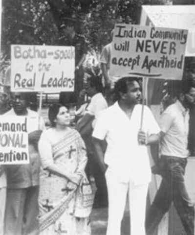 Gandhi launches Natal Indian Congress