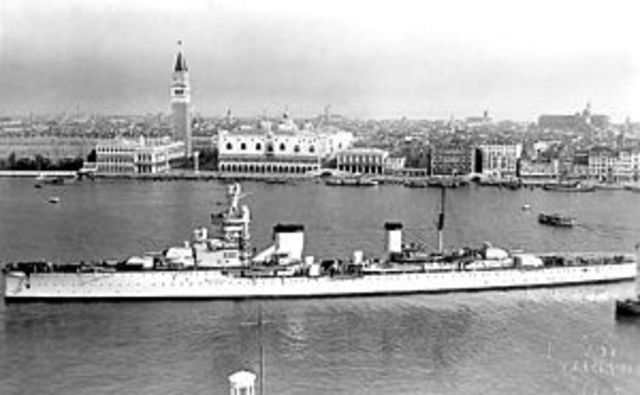 HMAS Sydney sinks the Italian cruiser Bartolomeo Colleoni off Crete